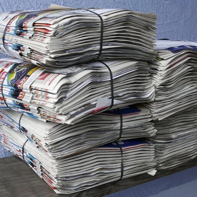 newspapers, brochures, stack-2586624.jpg