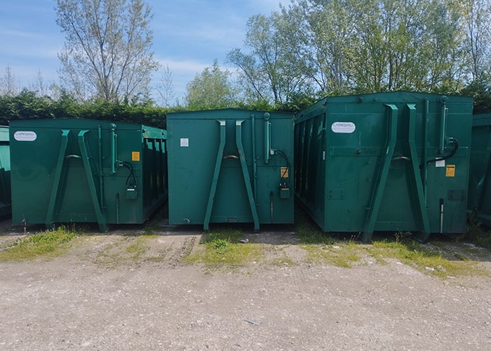 noleggio-di-attrezzature-ad-uso-cassoni-a-mantova